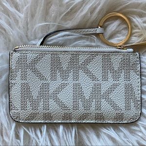 Michael kors credit card holder
